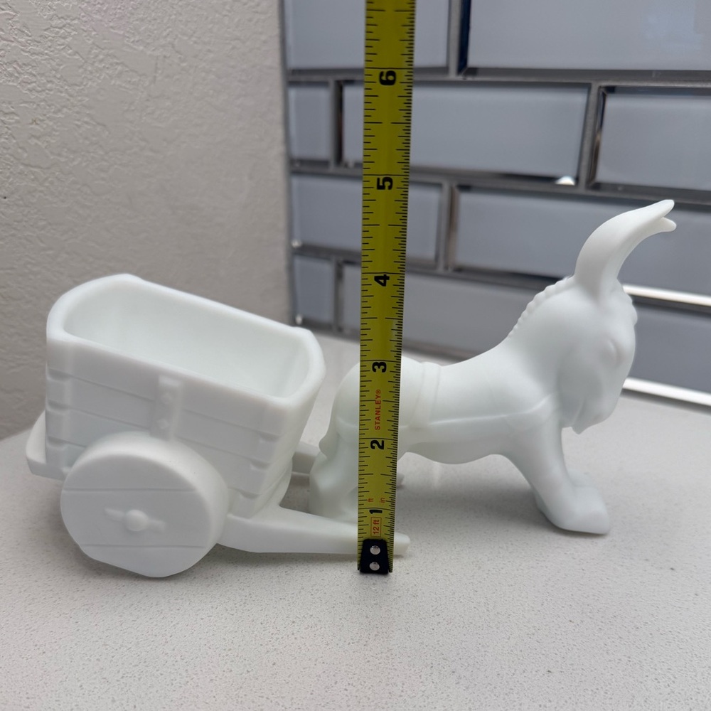 Vintage Fenton White Satin Donkey With Cart RARE - Picture 17 of 17